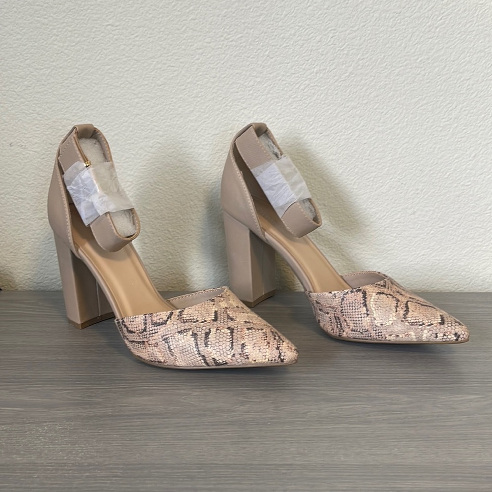 **NWOT** Tan and Snake Skin Heels